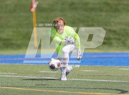 Thumbnail 3 in Fremont vs. Weber (UHSAA 6A Semifinal) photogallery.