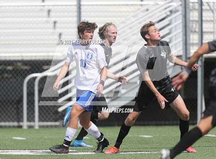 Thumbnail 2 in Fremont vs. Weber (UHSAA 6A Semifinal) photogallery.