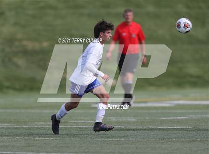 Thumbnail 3 in Fremont vs. Weber (UHSAA 6A Semifinal) photogallery.