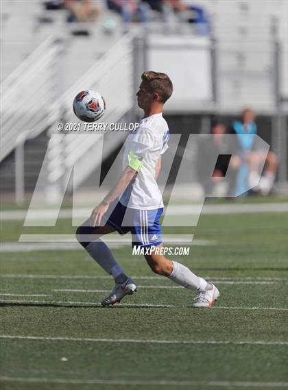 Thumbnail 1 in Fremont vs. Weber (UHSAA 6A Semifinal) photogallery.