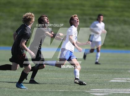 Thumbnail 1 in Fremont vs. Weber (UHSAA 6A Semifinal) photogallery.