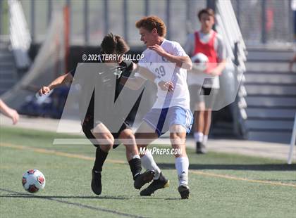 Thumbnail 2 in Fremont vs. Weber (UHSAA 6A Semifinal) photogallery.