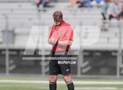 Thumbnail 1 in Fremont vs. Weber (UHSAA 6A Semifinal) photogallery.