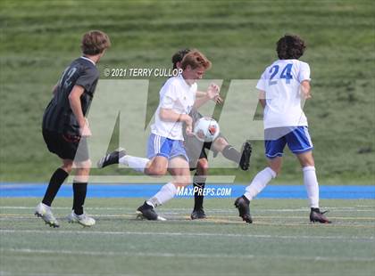 Thumbnail 2 in Fremont vs. Weber (UHSAA 6A Semifinal) photogallery.