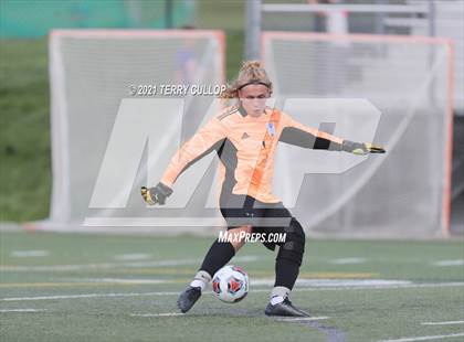 Thumbnail 1 in Fremont vs. Weber (UHSAA 6A Semifinal) photogallery.