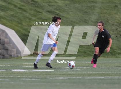 Thumbnail 2 in Fremont vs. Weber (UHSAA 6A Semifinal) photogallery.