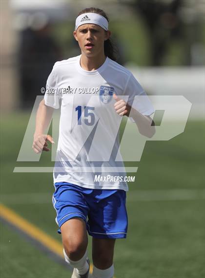 Thumbnail 2 in Fremont vs. Weber (UHSAA 6A Semifinal) photogallery.
