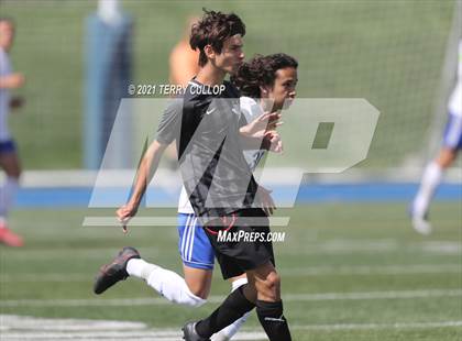 Thumbnail 1 in Fremont vs. Weber (UHSAA 6A Semifinal) photogallery.