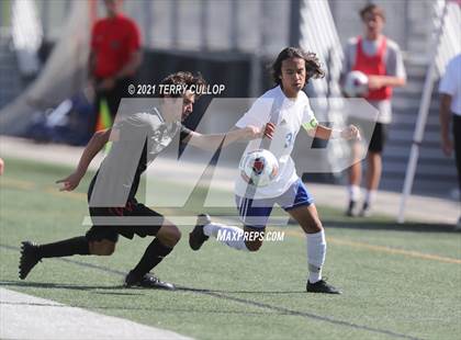 Thumbnail 3 in Fremont vs. Weber (UHSAA 6A Semifinal) photogallery.