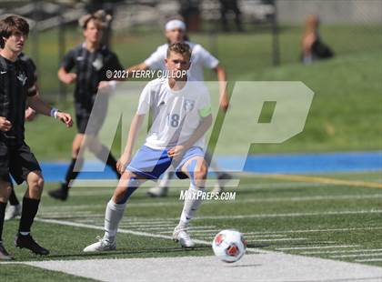 Thumbnail 3 in Fremont vs. Weber (UHSAA 6A Semifinal) photogallery.