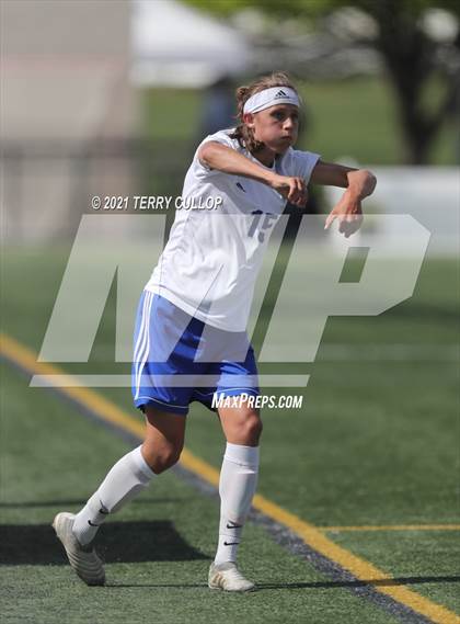 Thumbnail 1 in Fremont vs. Weber (UHSAA 6A Semifinal) photogallery.