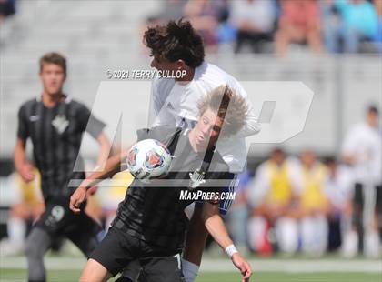 Thumbnail 1 in Fremont vs. Weber (UHSAA 6A Semifinal) photogallery.