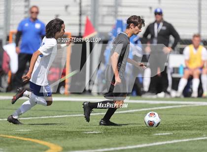 Thumbnail 1 in Fremont vs. Weber (UHSAA 6A Semifinal) photogallery.