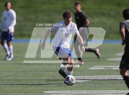 Thumbnail 2 in Fremont vs. Weber (UHSAA 6A Semifinal) photogallery.