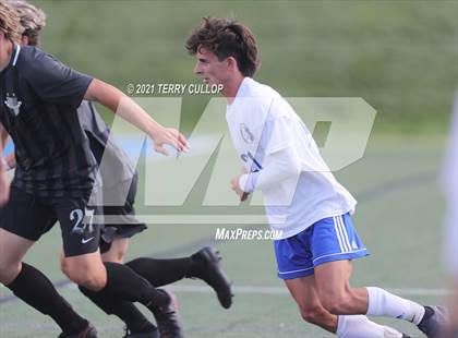 Thumbnail 2 in Fremont vs. Weber (UHSAA 6A Semifinal) photogallery.