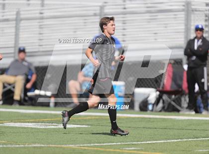 Thumbnail 3 in Fremont vs. Weber (UHSAA 6A Semifinal) photogallery.