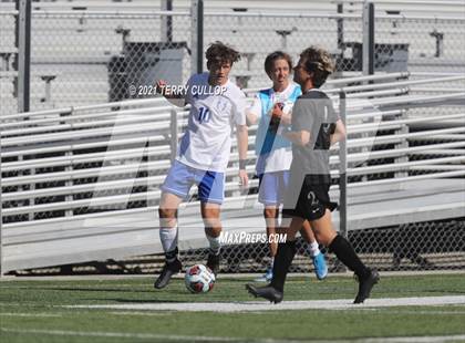 Thumbnail 2 in Fremont vs. Weber (UHSAA 6A Semifinal) photogallery.