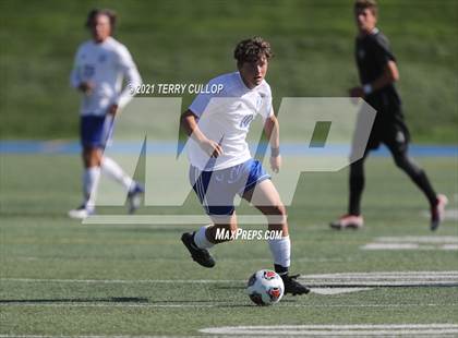 Thumbnail 3 in Fremont vs. Weber (UHSAA 6A Semifinal) photogallery.