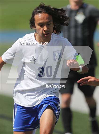 Thumbnail 3 in Fremont vs. Weber (UHSAA 6A Semifinal) photogallery.