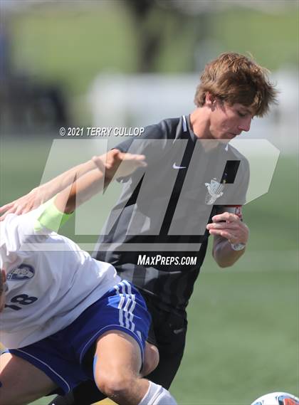Thumbnail 3 in Fremont vs. Weber (UHSAA 6A Semifinal) photogallery.
