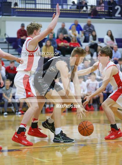Thumbnail 3 in Maple Mountain vs. Madison (Charger Tournament of Champions) photogallery.