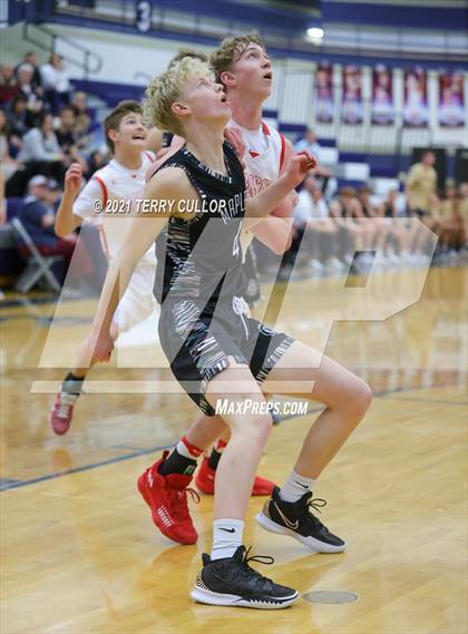 Thumbnail 3 in Maple Mountain vs. Madison (Charger Tournament of Champions) photogallery.