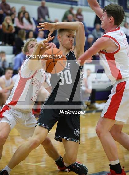 Thumbnail 2 in Maple Mountain vs. Madison (Charger Tournament of Champions) photogallery.
