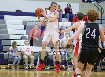 Thumbnail 3 in Maple Mountain vs. Madison (Charger Tournament of Champions) photogallery.