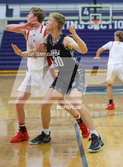 Thumbnail 2 in Maple Mountain vs. Madison (Charger Tournament of Champions) photogallery.