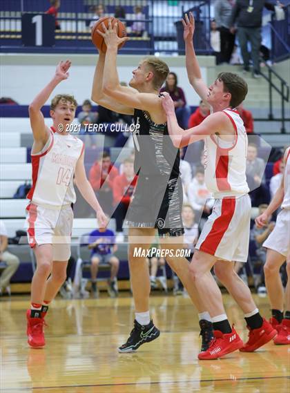 Thumbnail 3 in Maple Mountain vs. Madison (Charger Tournament of Champions) photogallery.