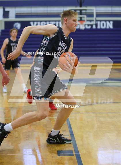 Thumbnail 2 in Maple Mountain vs. Madison (Charger Tournament of Champions) photogallery.