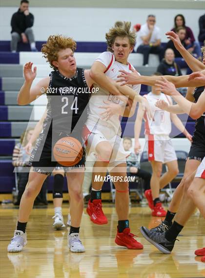 Thumbnail 1 in Maple Mountain vs. Madison (Charger Tournament of Champions) photogallery.