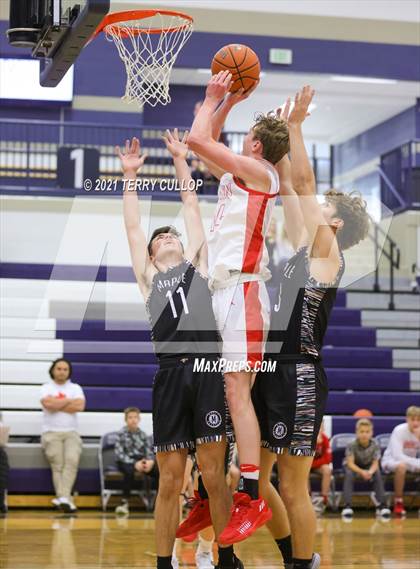 Thumbnail 3 in Maple Mountain vs. Madison (Charger Tournament of Champions) photogallery.