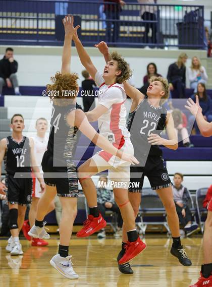 Thumbnail 1 in Maple Mountain vs. Madison (Charger Tournament of Champions) photogallery.