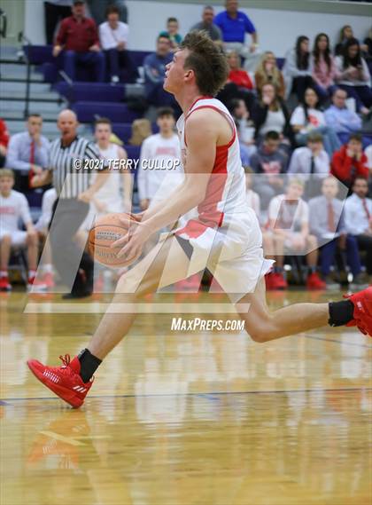 Thumbnail 2 in Maple Mountain vs. Madison (Charger Tournament of Champions) photogallery.