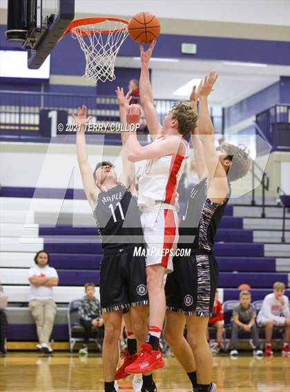 Thumbnail 1 in Maple Mountain vs. Madison (Charger Tournament of Champions) photogallery.