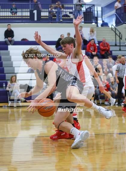 Thumbnail 1 in Maple Mountain vs. Madison (Charger Tournament of Champions) photogallery.