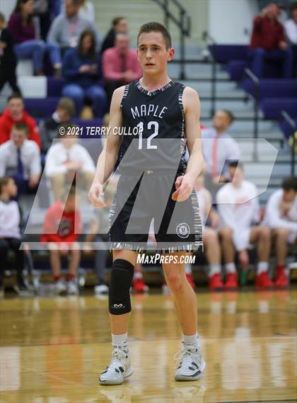 Thumbnail 2 in Maple Mountain vs. Madison (Charger Tournament of Champions) photogallery.