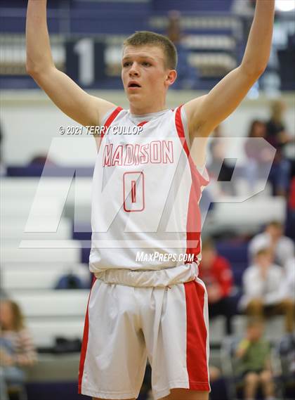 Thumbnail 2 in Maple Mountain vs. Madison (Charger Tournament of Champions) photogallery.