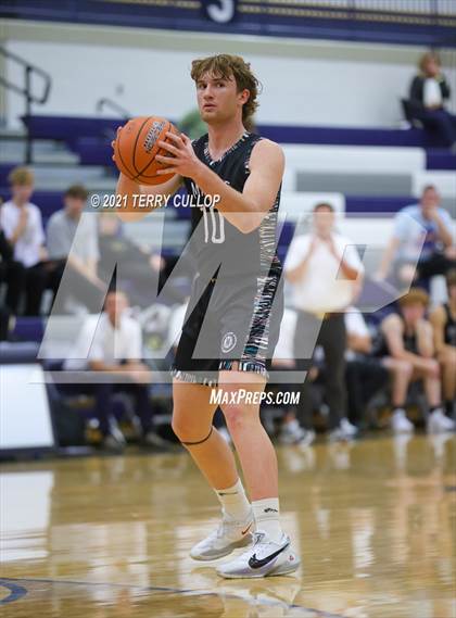 Thumbnail 1 in Maple Mountain vs. Madison (Charger Tournament of Champions) photogallery.