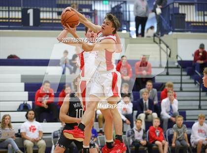 Thumbnail 2 in Maple Mountain vs. Madison (Charger Tournament of Champions) photogallery.