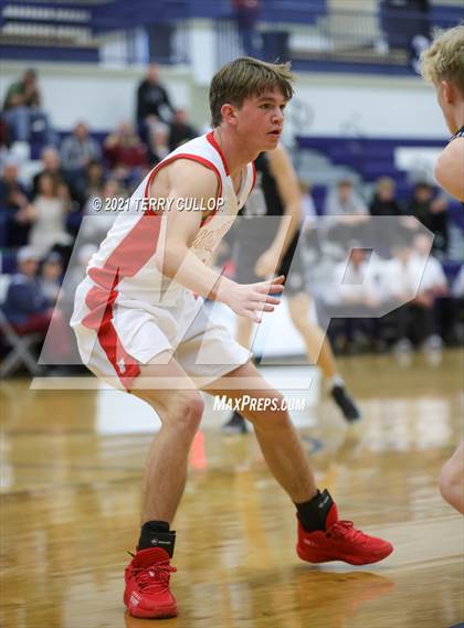 Thumbnail 2 in Maple Mountain vs. Madison (Charger Tournament of Champions) photogallery.