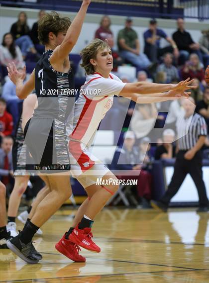 Thumbnail 1 in Maple Mountain vs. Madison (Charger Tournament of Champions) photogallery.