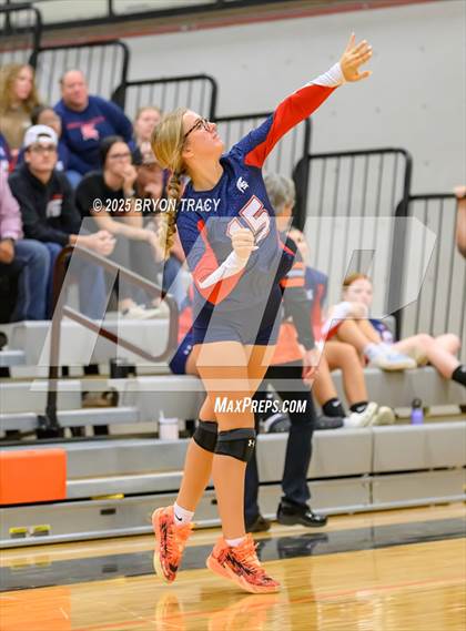 Thumbnail 1 in Deerfield vs. Sublette photogallery.