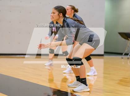 Thumbnail 1 in Deerfield vs. Sublette photogallery.