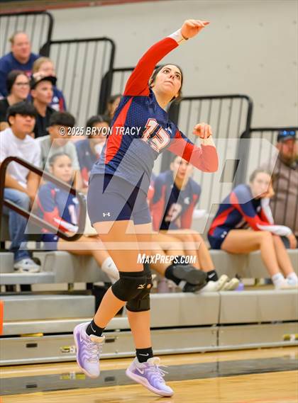 Thumbnail 2 in Deerfield vs. Sublette photogallery.