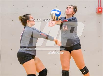 Thumbnail 1 in Deerfield vs. Sublette photogallery.