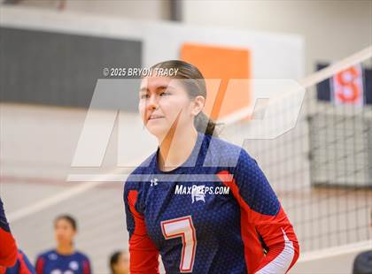 Thumbnail 1 in Deerfield vs. Sublette photogallery.