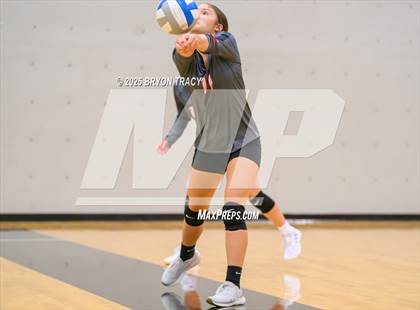 Thumbnail 2 in Deerfield vs. Sublette photogallery.