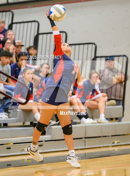 Thumbnail 2 in Deerfield vs. Sublette photogallery.